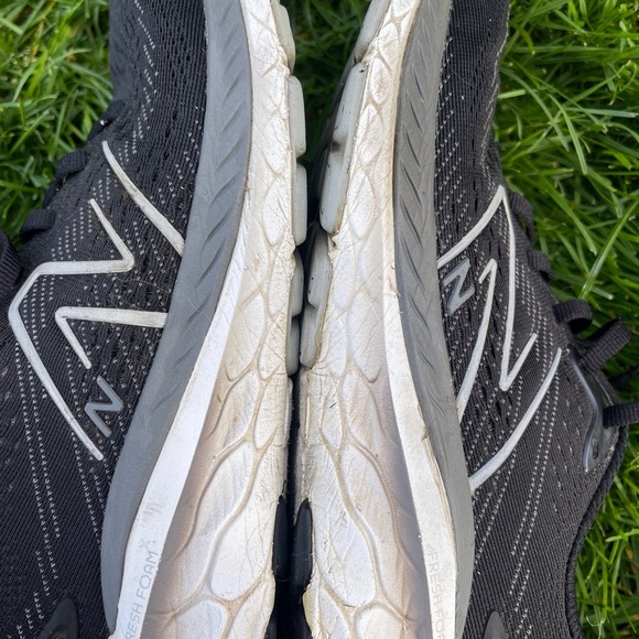 New Balance 860 Black Runners Size 8 - Picture 6 of 7